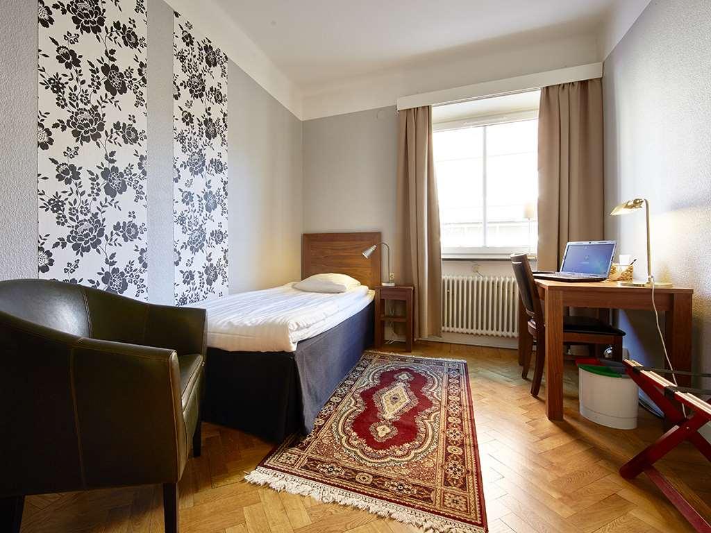 First Hotel City Eskilstuna Habitación foto